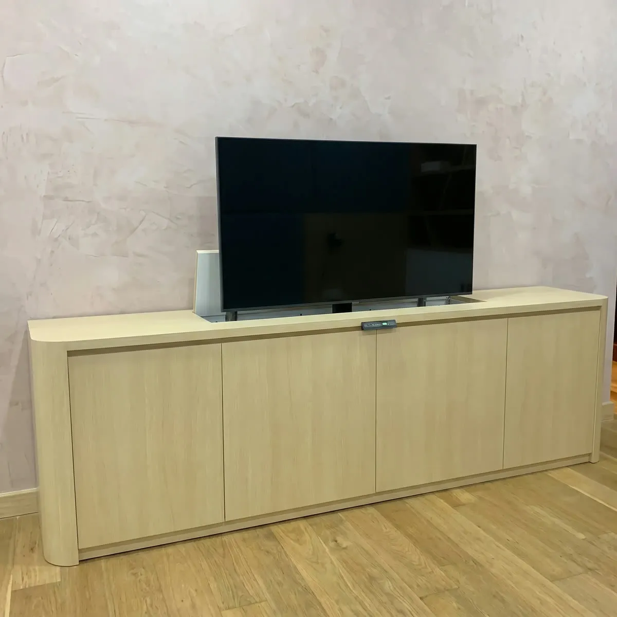 מעלית מרהיט